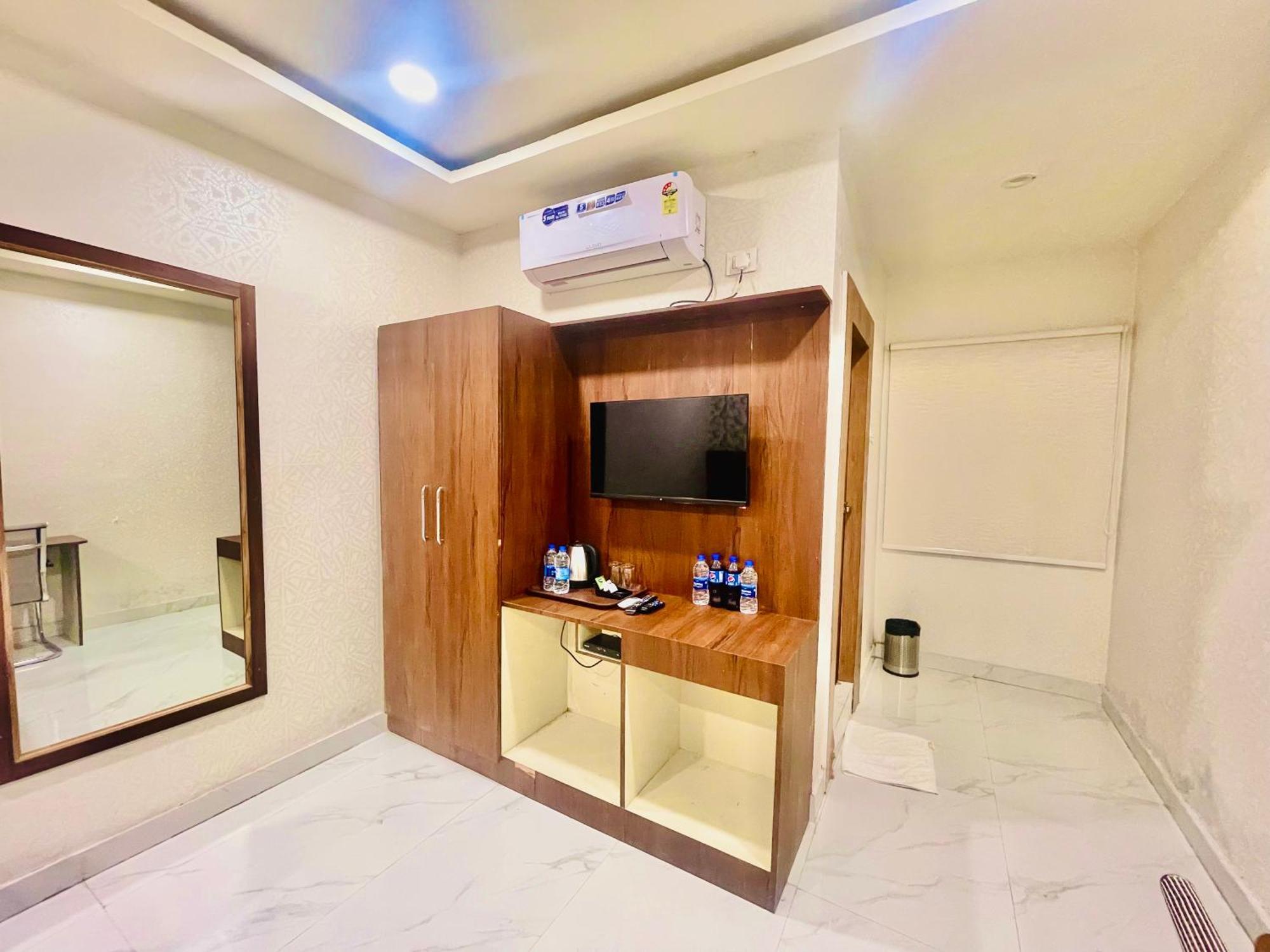 Hotel Eagle Grand Hyderabad Airport Zone Shamshabad Exterior photo