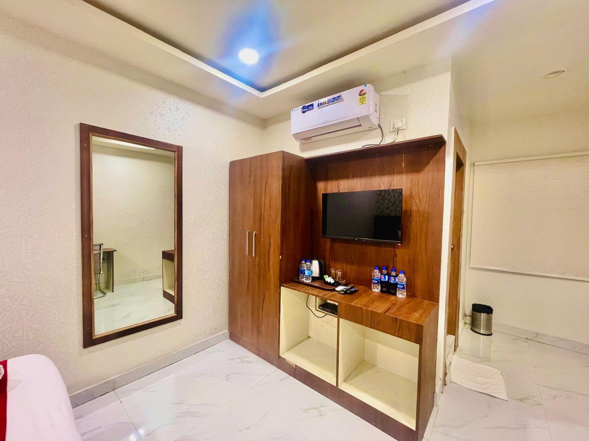 Hotel Eagle Grand Hyderabad Airport Zone Shamshabad Exterior photo