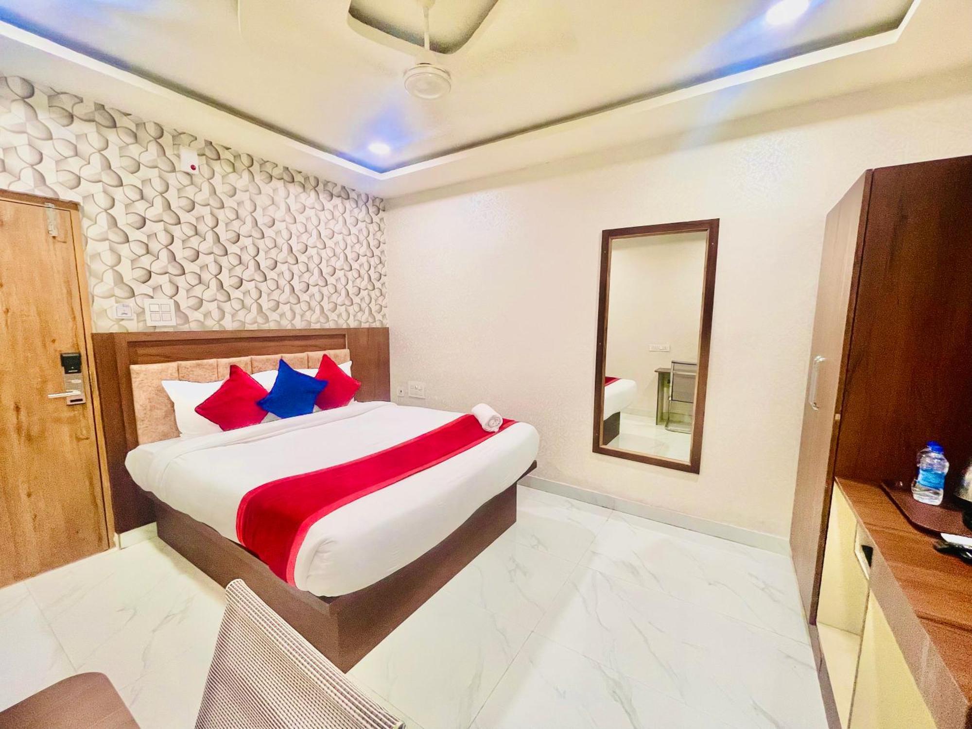 Hotel Eagle Grand Hyderabad Airport Zone Shamshabad Exterior photo