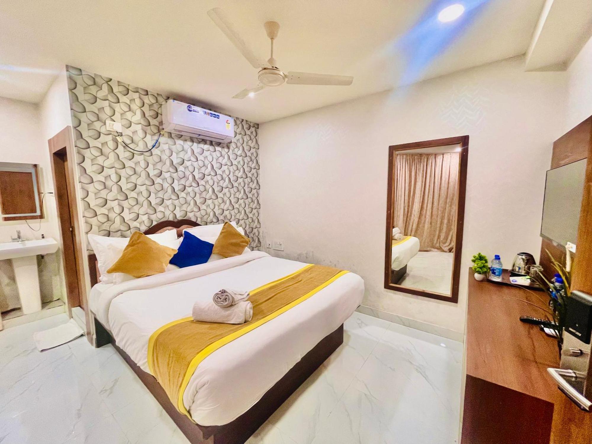 Hotel Eagle Grand Hyderabad Airport Zone Shamshabad Exterior photo