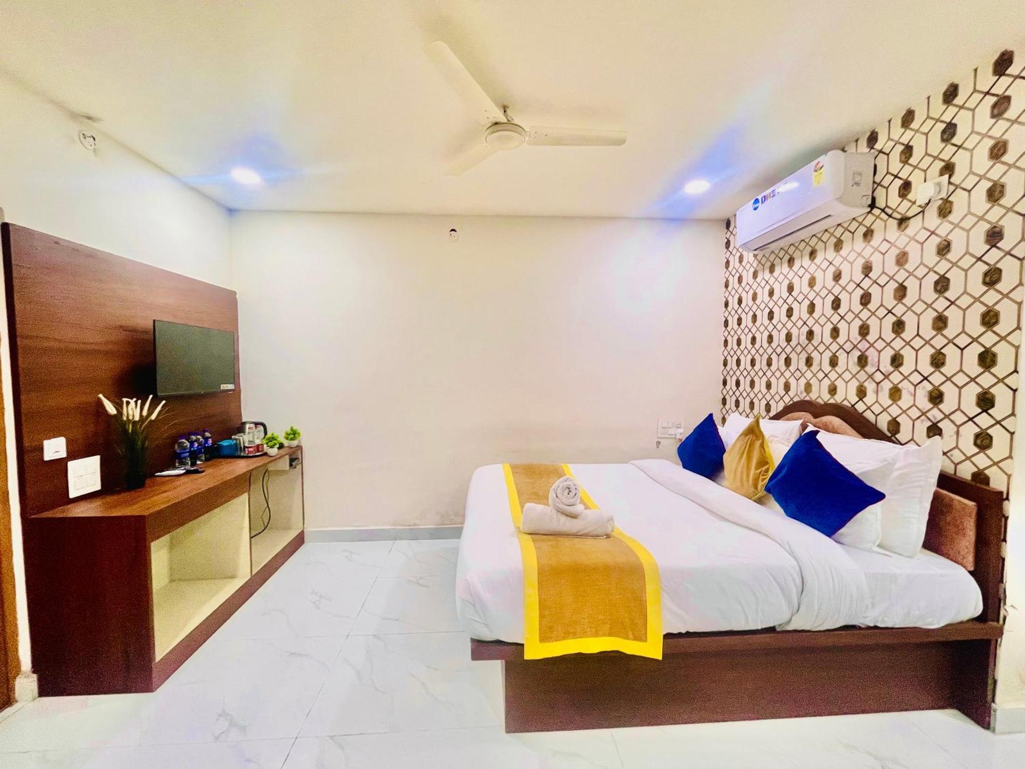 Hotel Eagle Grand Hyderabad Airport Zone Shamshabad Exterior photo