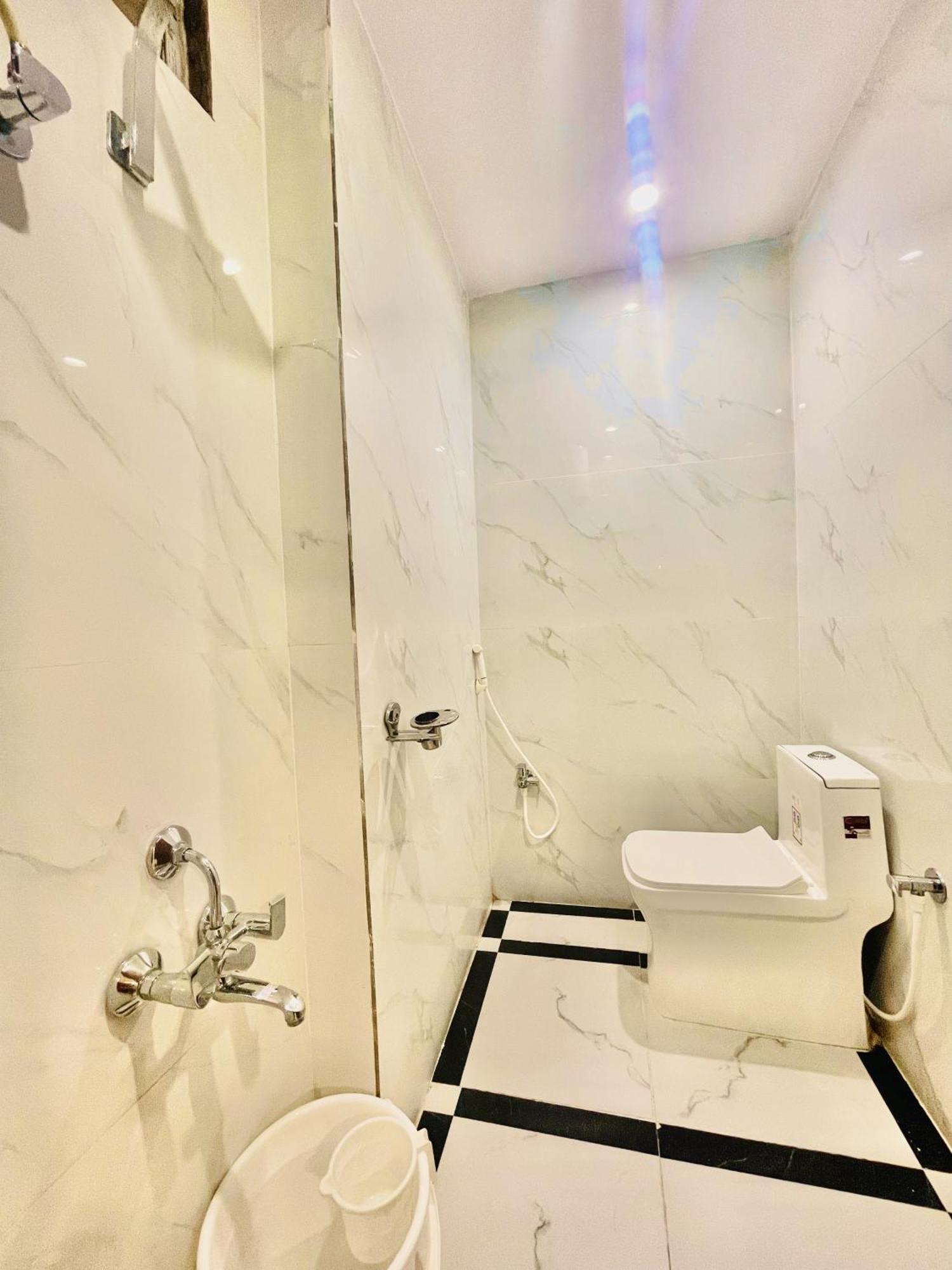 Hotel Eagle Grand Hyderabad Airport Zone Shamshabad Exterior photo